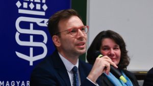 Délután a Parlament előtt tüntetnek az orvosok a jobb egészségügyért