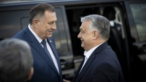 Cáfol Orbán Viktor, nem Milorad Dodikért küldte a TEK-et Boszniába