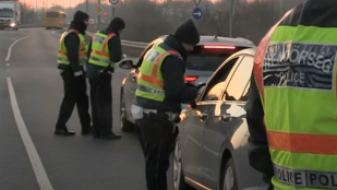 Ittas sofőrök kiszűrésére hajtott végre akciót a rendőrség, két nap alatt 23 fogásuk volt