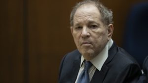 Tanúskodna Harvey Weinstein, amivel akár a szabadságát is megválthatja