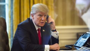 Ukrán területekről és atomerőművekről szólhat a Trump-Putyin telefonbeszélgetés