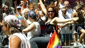 A temetetlen gyermekek – New York Pride, 1997