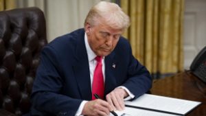 Donald Trump hamarosan beverheti az első szöget az oktatási minisztérium koporsójába
