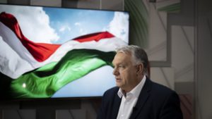 Orbán Viktor: A külföldiek értsék meg, hogy a magyarokat nem lehet kifosztani