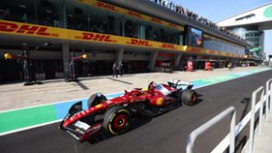 Meglepetés a köbön, Lewis Hamilton nyerte a kínai sprintkvalifikációt