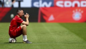 Megtámadta a húsevő baktérium, amputálni akarták a Bayern legendás szélsője lábát