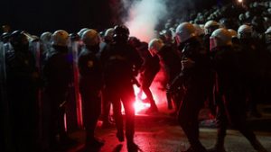 Kihallgatta a bíróság az őrizetbe vett isztambuli polgármestert