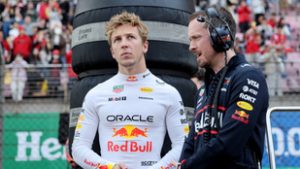 Két versenyhétvége után lecserélheti egyik pilótáját az F1-es Red Bull Racing