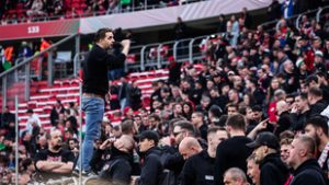 Az egyik török lap botrányosnak minősítette a magyar szurkolók viselkedését Budapesten