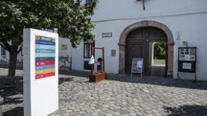 El kellett hagyni az otthonukat, most az örökségüket mentenék meg