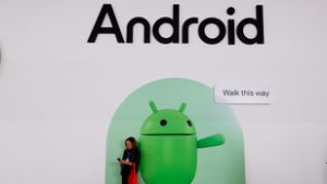 Alapjaiban változtatja meg filozófiáját a Google