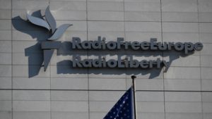 Egyelőre megmenekült a Szabad Európa Rádió Donald Trumptól