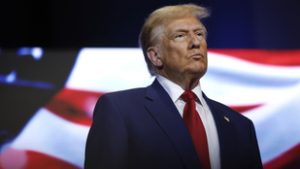 Donald Trump fontolgatja a kínai vámok csökkentését, hogy meggyorsítsa a TikTok eladását