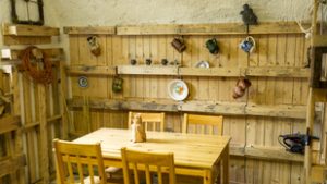 Felszínre hozni a kimondhatatlant – agyagba gyúrják traumáikat a mentális betegek a Nyírőben