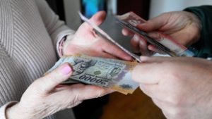Keményen bírálják a szakértők a kormány nyugdíjkorrekcióját