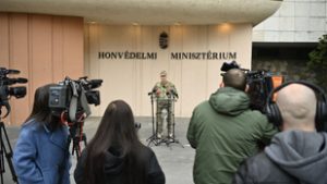 Népszava: Felkészítés nélkül dobhatták az éles kézigránátot az újdörögdi kiképzésen