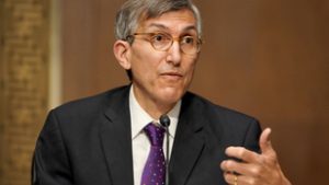 Konfliktusba került Kennedyvel: lemondott az amerikai oltásprogram vezetője