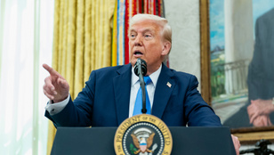 Donald Trump felszólította az európai cégeket, hogy tiltsák be a sokféleségre vonatkozó programjaikat