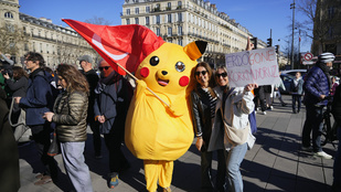 Felfújható Pikachu az isztambuli politikai ellenállás új arca