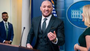 Ízekre szedték Conor McGregort az ír politikusok, még egy hógolyót is többre tartanak nála