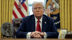 Donald Trump kiskaput keres, 2033-ig elnök lenne