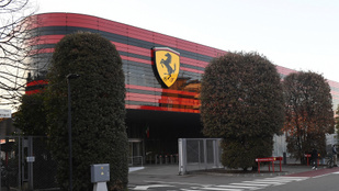 A Ferrari megkezdte az áremelést az amerikai autóvámok hatására