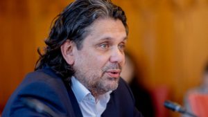 Májusig biztosan nem hallgatják meg Magyar Pétert a mentelmi jogának felfüggesztése miatt