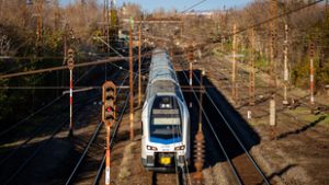 Hosszabb menetidőre számítson, ha Székesfehérvárról akar Szombathelyre utazni vasárnap este