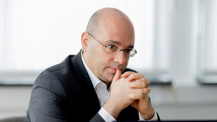 Mráz Ágoston Sámuel: Világbotrány, hogy a Tisza politikusa összefog Brüsszellel a magyar emberek kárára