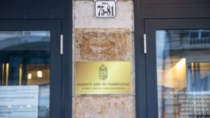 Nagy változást jelentett be a NAV, több százezren számíthatnak értesítésre a napokban