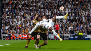 Az ellenfél edzője szerint a bíró segítségével jutott döntőbe a Real Madrid