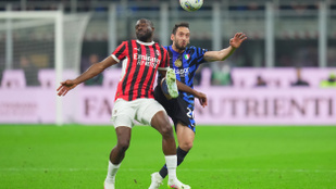 Calhanoglu rakétája után döntetlennel végződött a milánói derbi az Olasz Kupában