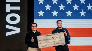 Mennyire ingatja meg Elon Musk hatalmát a wisconsini vereség, amelyre dollármilliókat tapsolt el?