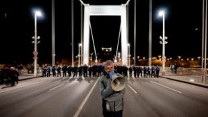 Nem tarthat 24 óráig Hadházy Ákos tüntetése