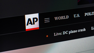 Döntött a bíróság: az AP hírügynökséget vissza kell engedni a Fehér Ház sajtóeseményeire