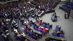 Korszakváltás Németországban, megvan az új német kormány