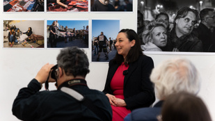 Minden este kiszökött tüntetni, az édesanyja aggódva hívta, életben van-e