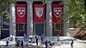 A Harvard beperelte Donald Trump kormányát, szerintük a kabinet „egzisztenciális pisztolyt tart az egyetem fejéhez”