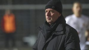 Gyászoló játékosát kritizálta a Kisvárdát irányító Révész Attila