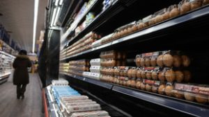 Nincs visszaút: két ajtót rúg be egyszerre a GVH