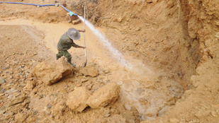 Kína visszaütött a vámháborúban, az amerikai hadsereg is térdre kényszerülhet