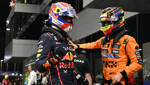 Lábai előtt hever a világ: Verstappen koncentráció és vadság tekintetében riválisára akadt Piastriban