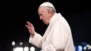 Argentínában felidézték, hogy egy magyar orvos lézerterápiájával állították talpra Ferenc pápát