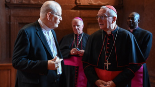 Erdő Péter részvéttáviratot küldött Pietro Parolin bíboros államtitkárnak