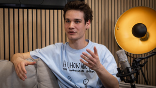 Mihez kezd egy fiatal, amikor az online térből ömlik rá a gyűlölet?