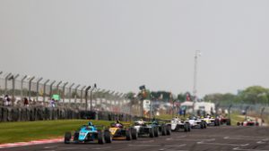 Top 10-es eredménnyel indult Molnár Martin brit Formula–4-es szezonja