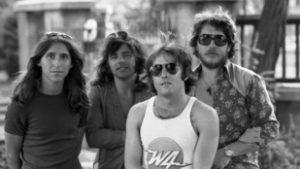 Újra LGT-piknik a Tabánban: jön a nosztalgikus zenés délután