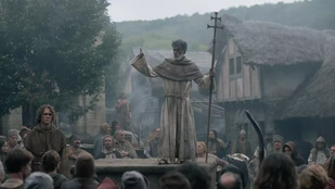 Erről a sorozatról beszél a félország: történelmi csatát dönthetett el egy keresztény harcos