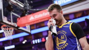 Lefejelte ellenfelét a Warriors játékosa, majdnem botrányba fulladt a meccs