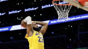 LeBron James a kiesés után váratlanul visszavonulhat